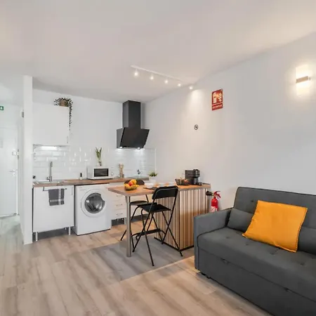 Moderno Estudio Con Piscina En - Ideal Parejas Daire *