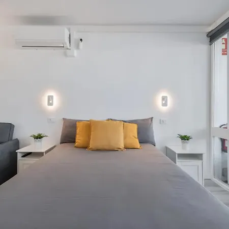 Moderno Estudio Con Piscina En - Ideal Parejas