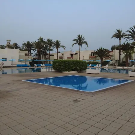 Moderno Estudio Con Piscina En Arona - Ideal Parejas