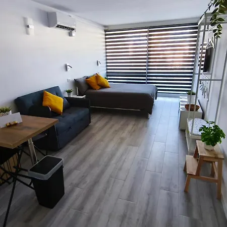 Moderno Estudio Con Piscina En Arona - Ideal Parejas